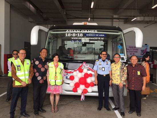 << Le convoi >> pour les jeux asiatiques de Jakarta! Les navettes de l’aéroport de Yutong sont livrées en Indonésie massivement