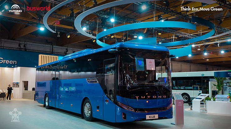Yutong présente la technologie EV Long-Life à Busworld Europe 2025 et est récompensé par sept prix majeurs