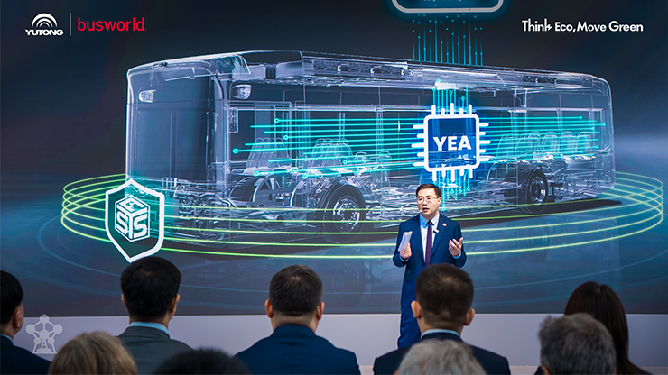 Yutong présente la technologie EV Long-Life à Busworld Europe 2025 et est récompensé par sept prix majeurs