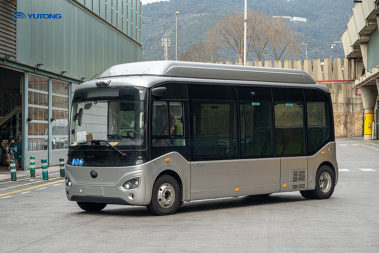 TMB effectue des tests avec le premier minibus à plancher bas 100% électrique