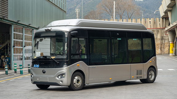 TMB effectue des tests avec le premier minibus à plancher bas 100% électrique