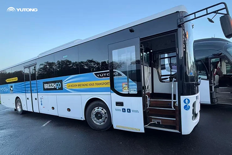 Présence de Yutong Bus au salon FNTV au Centre-Val de Loire, en France, vise à construire conjointement la sécurité des voyageurs