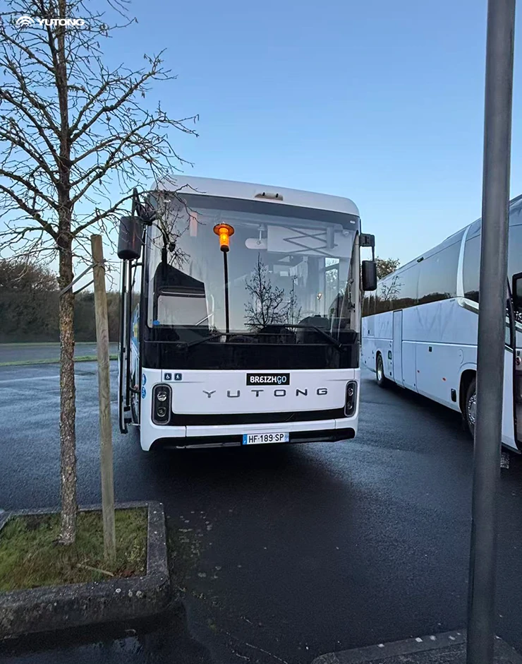 Présence de Yutong Bus au salon FNTV au Centre-Val de Loire, en France, vise à construire conjointement la sécurité des voyageurs