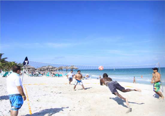 A , fin de l’enquête annuelle d’évaluation et match de beach volley pour nos clients