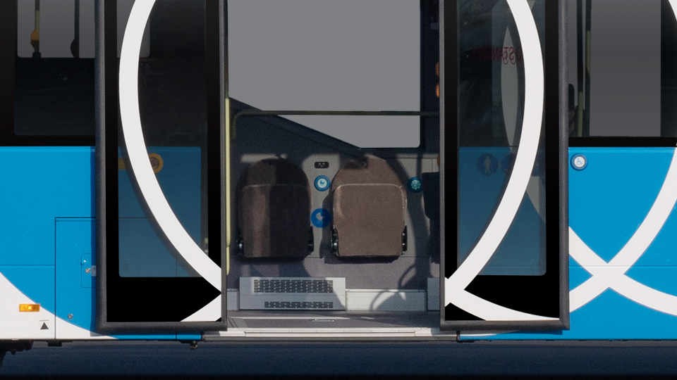 E15