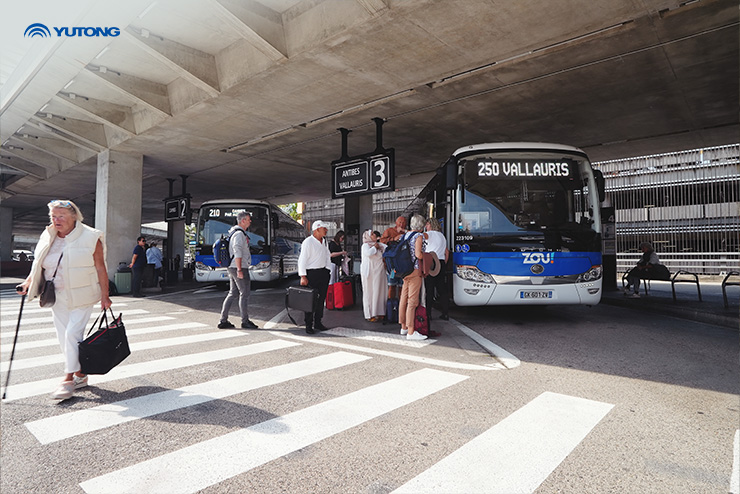 135 autocars urbains électriques Yutong ont été exportés vers la France