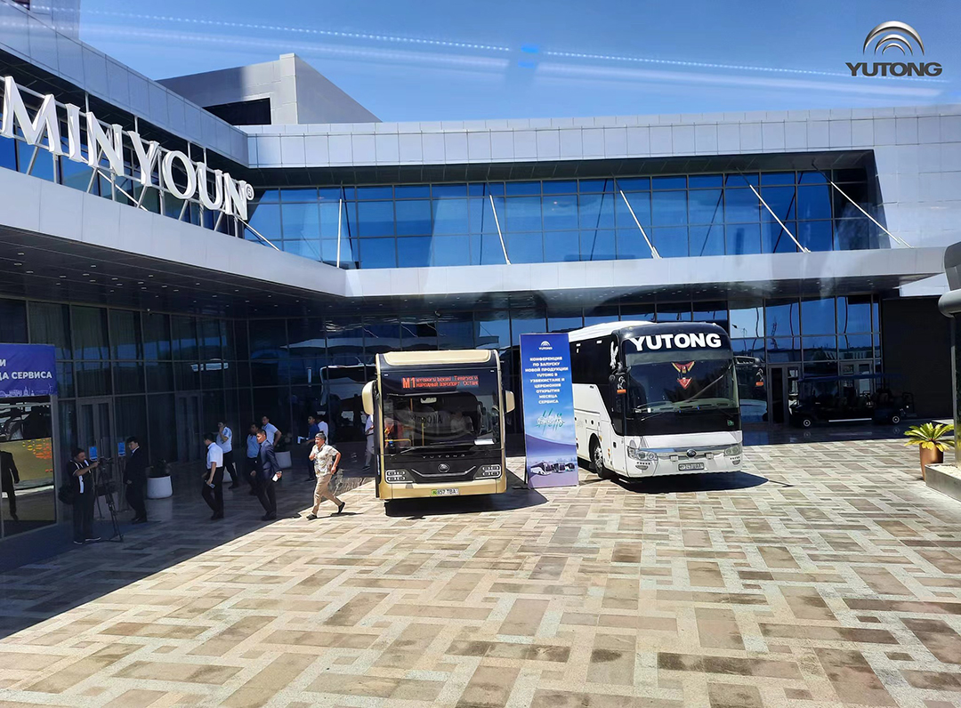 Lancement du nouveau véhicule de Yutong en Ouzbékistan
