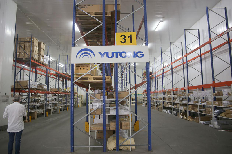 Le plus grand centre dentrepôt de pièces de rechange pour les bus chinois en Europe a été mis en place en France, Yutong accélère son arrangement à létranger