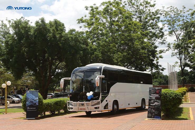 Yutong a organisé une conférence de lancement du C12PRO au Zimbabwe