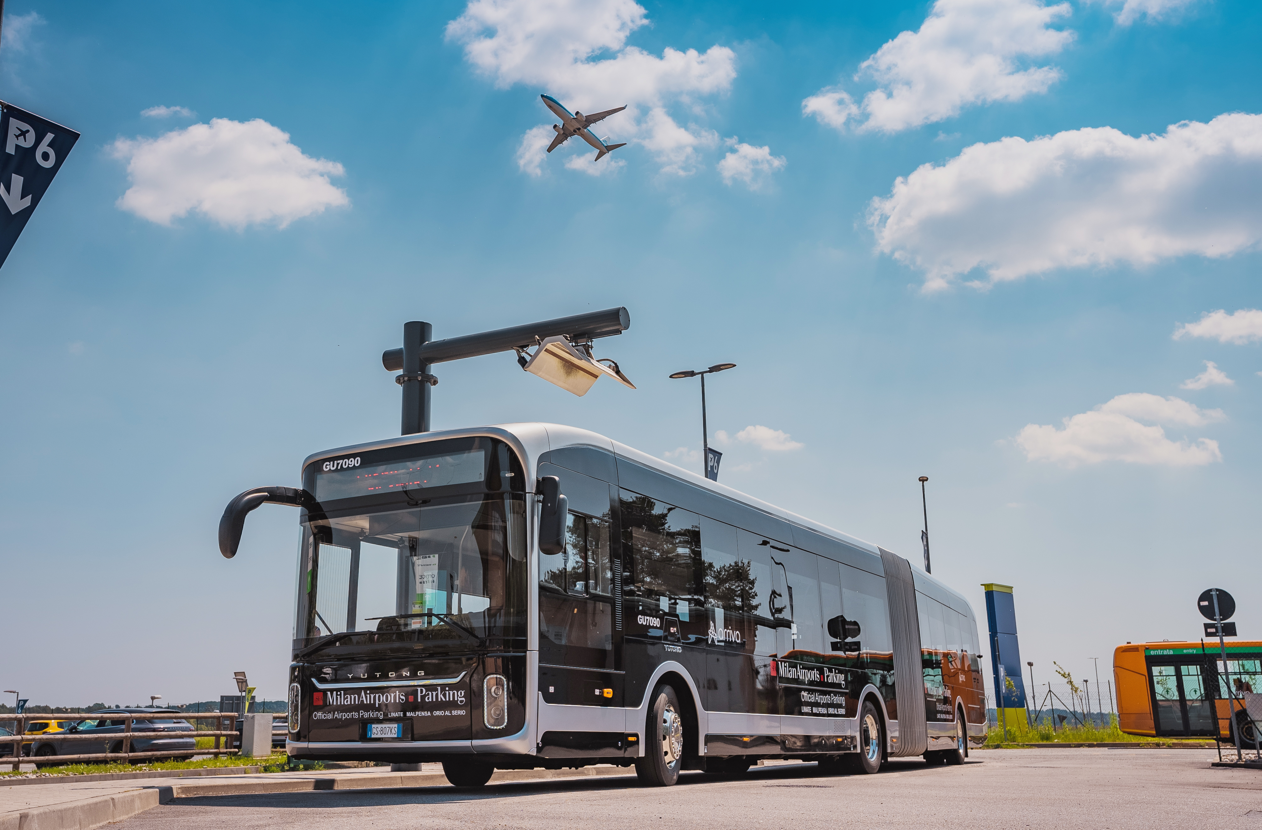 Yutong U18-autobus articulé intelligent avec la longue autonomie sert à votre voyage écologique